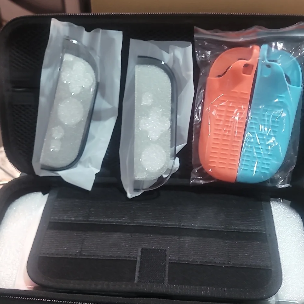 Black VR Accessories Case for N-S 2